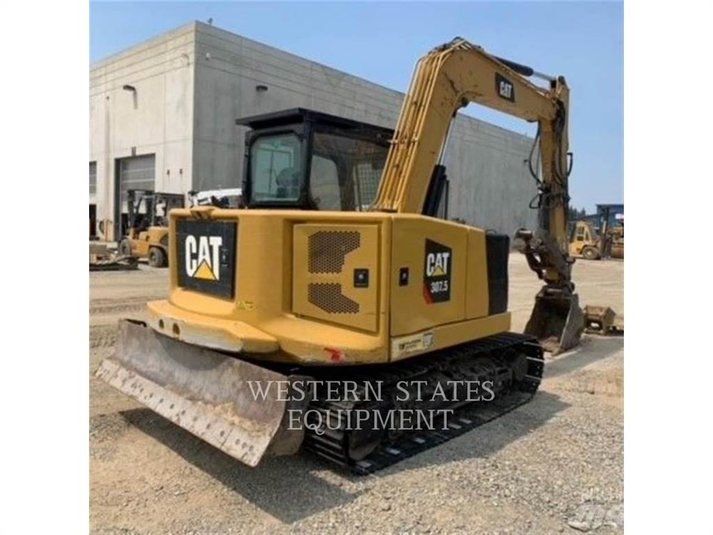 CAT 304 Pásové rýpadlá