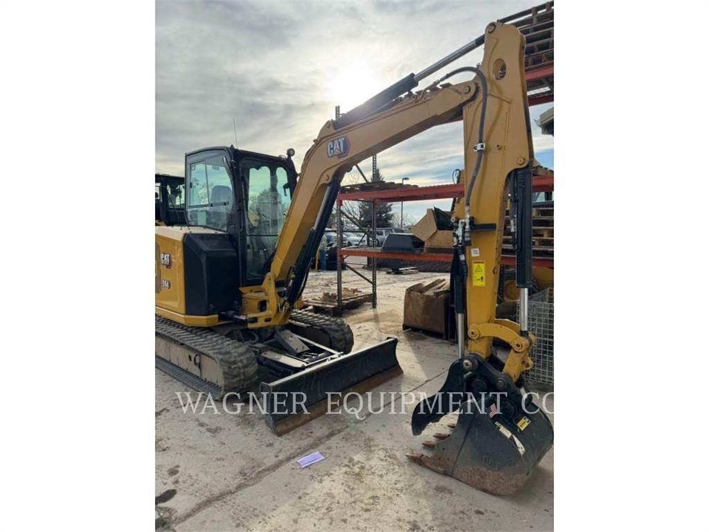 CAT 304 Pásové rýpadlá