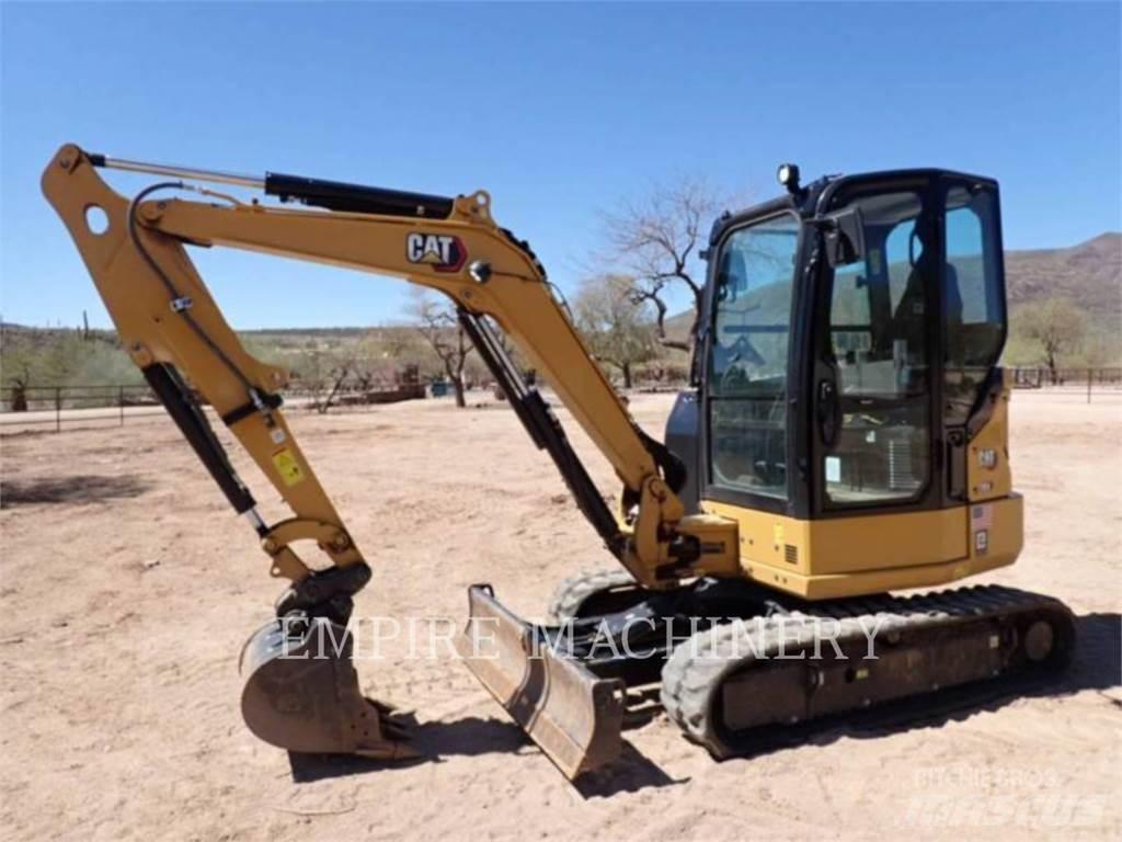 CAT 304 Pásové rýpadlá