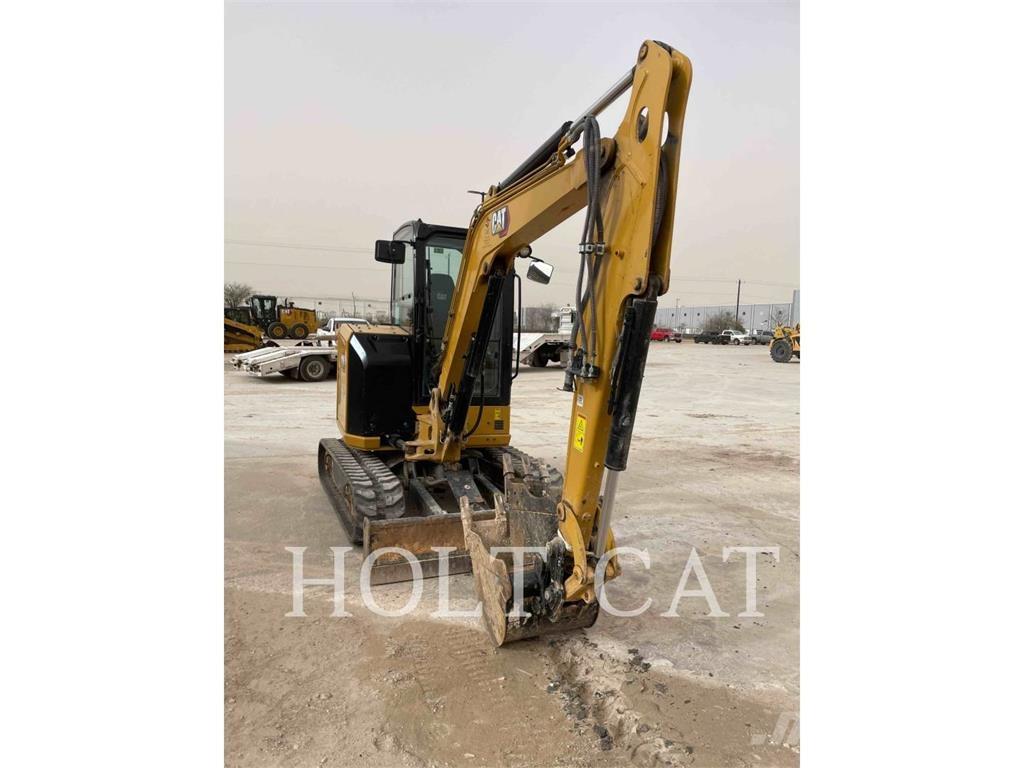 CAT 304 Pásové rýpadlá