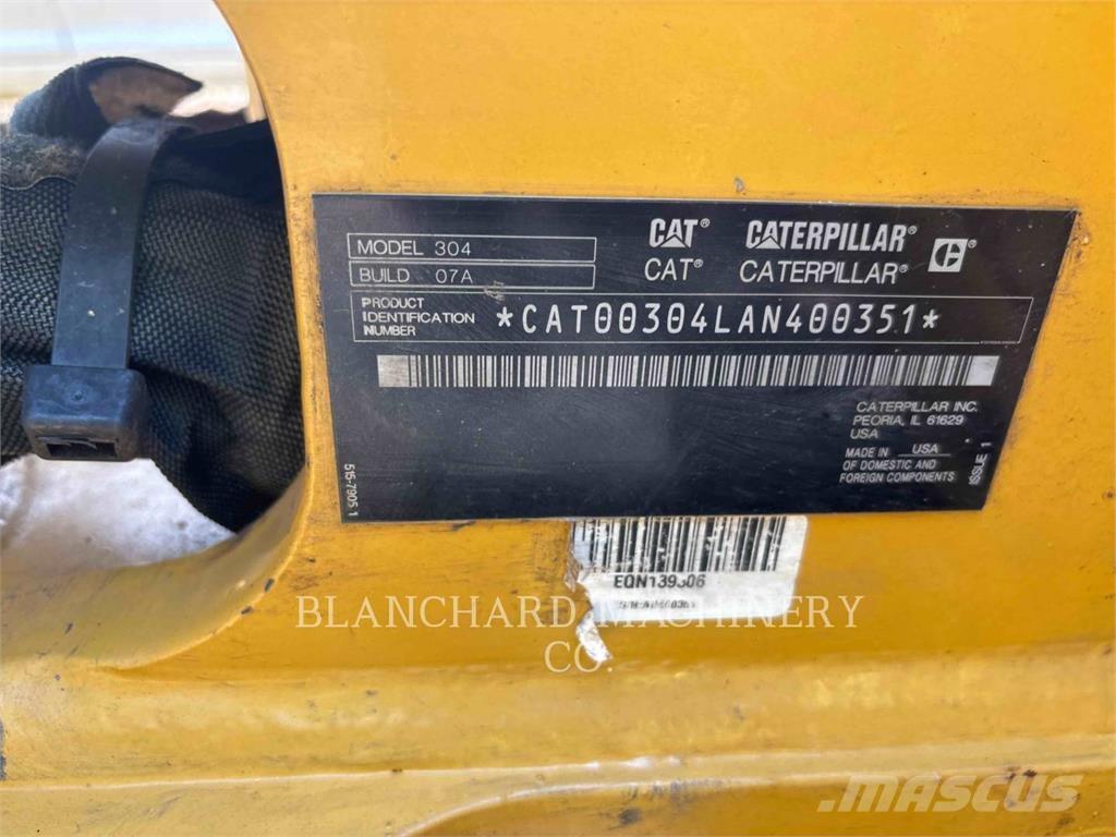 CAT 304 Pásové rýpadlá