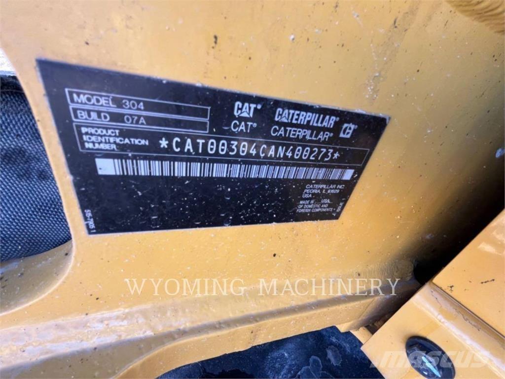 CAT 304 Pásové rýpadlá