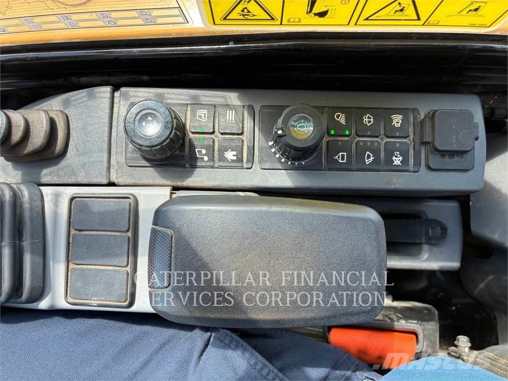 CAT 304-07 Pásové rýpadlá