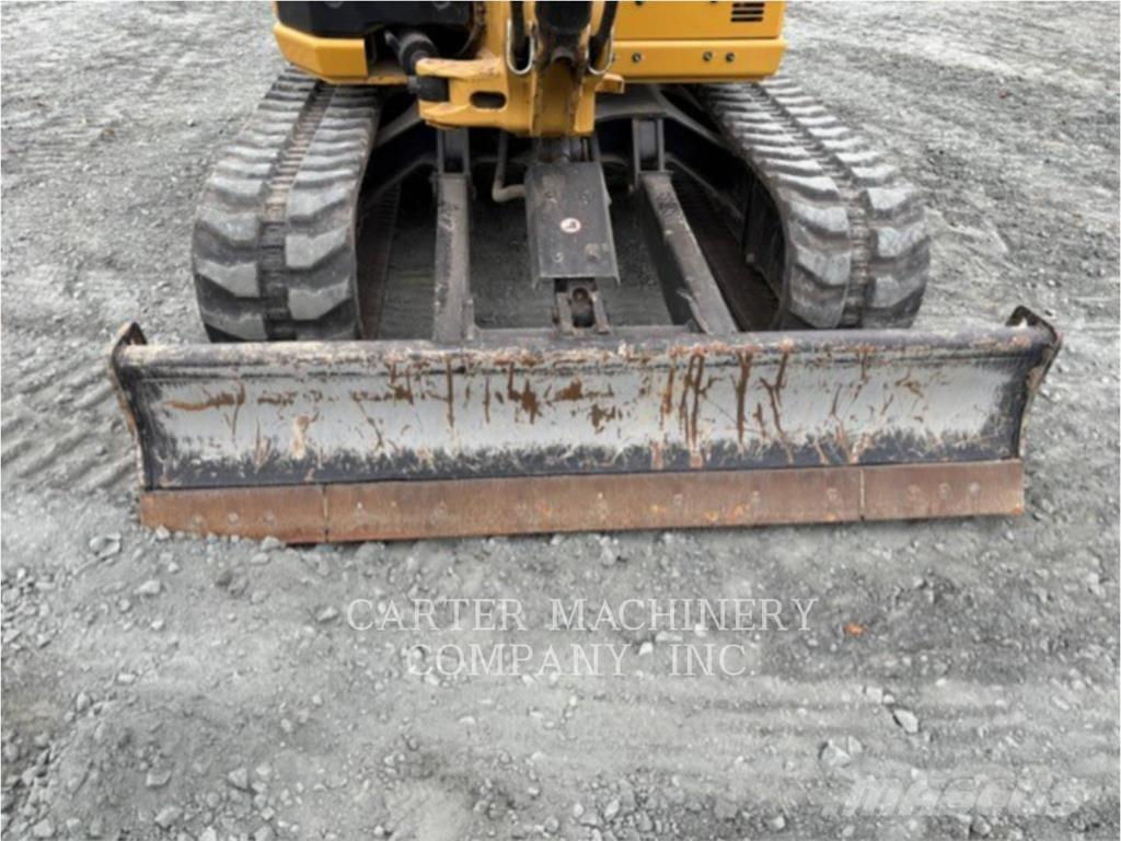 CAT 304-07 Pásové rýpadlá