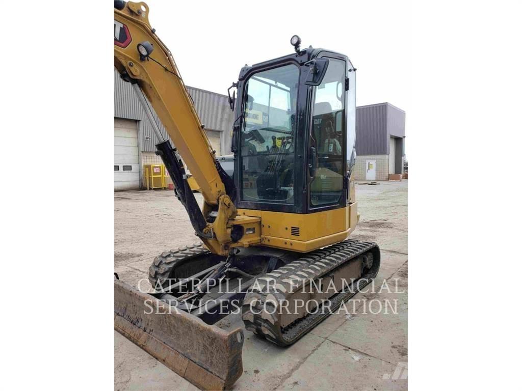 CAT 304 07A Pásové rýpadlá