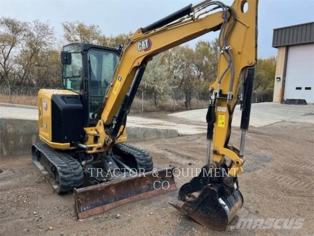 CAT 304 CRCB Pásové rýpadlá