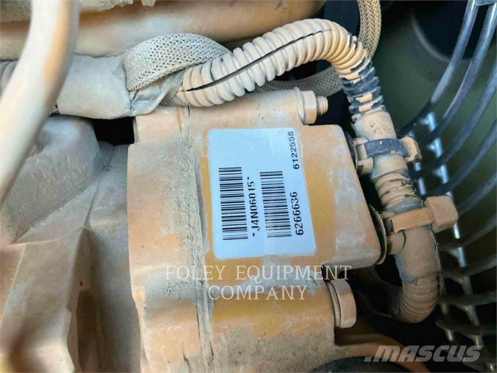 CAT 30407 Pásové rýpadlá