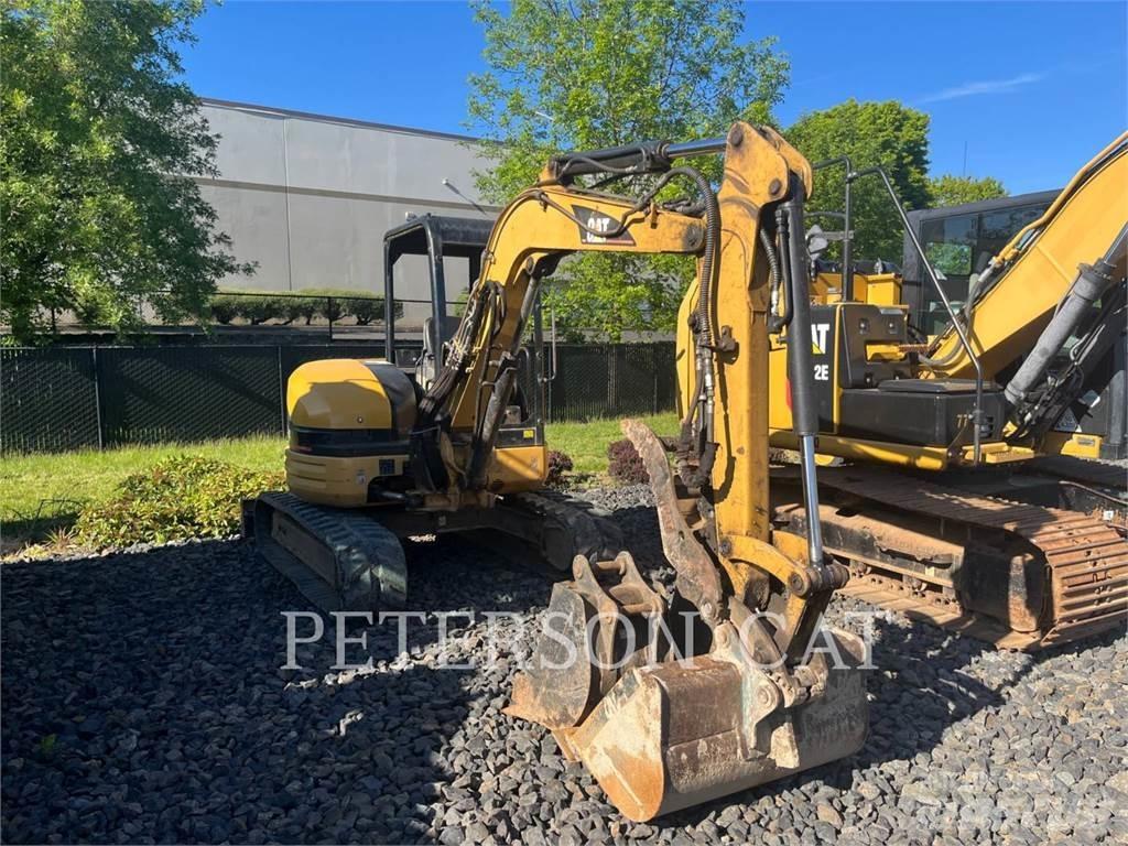 CAT 304CR Pásové rýpadlá