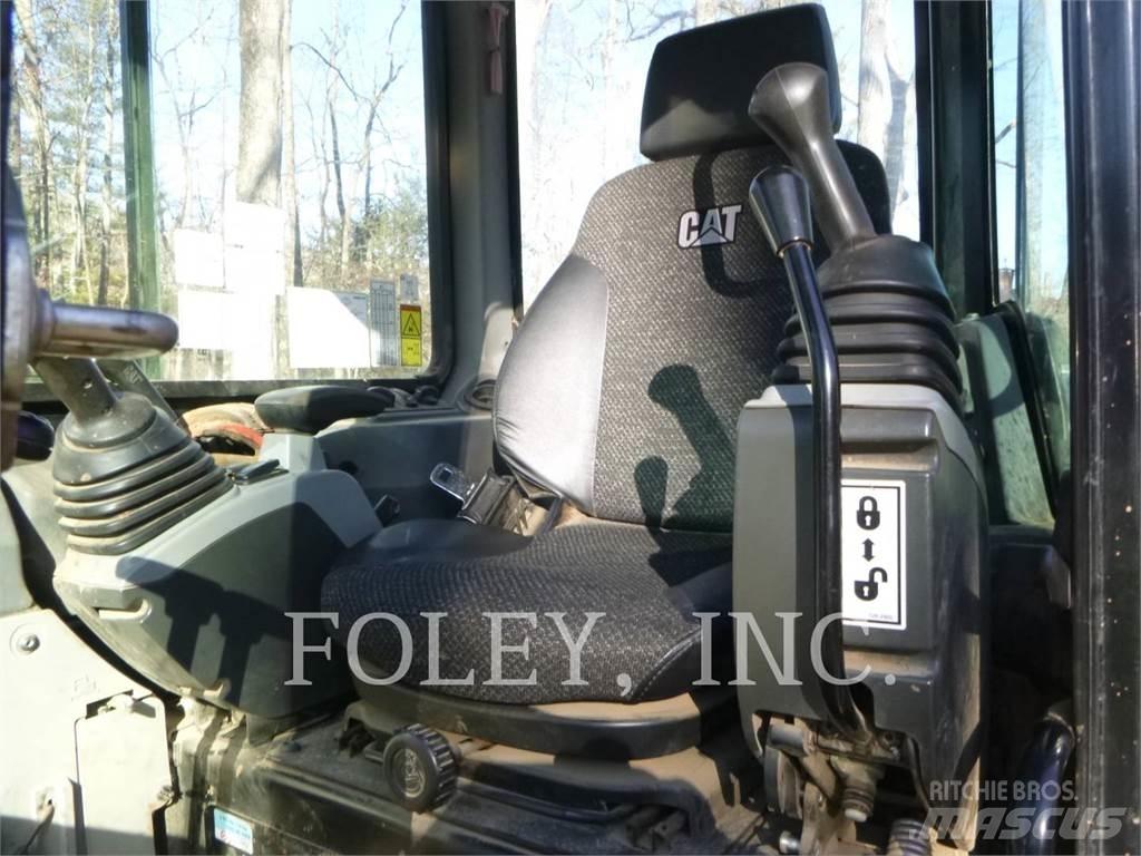 CAT 304E2CR Pásové rýpadlá