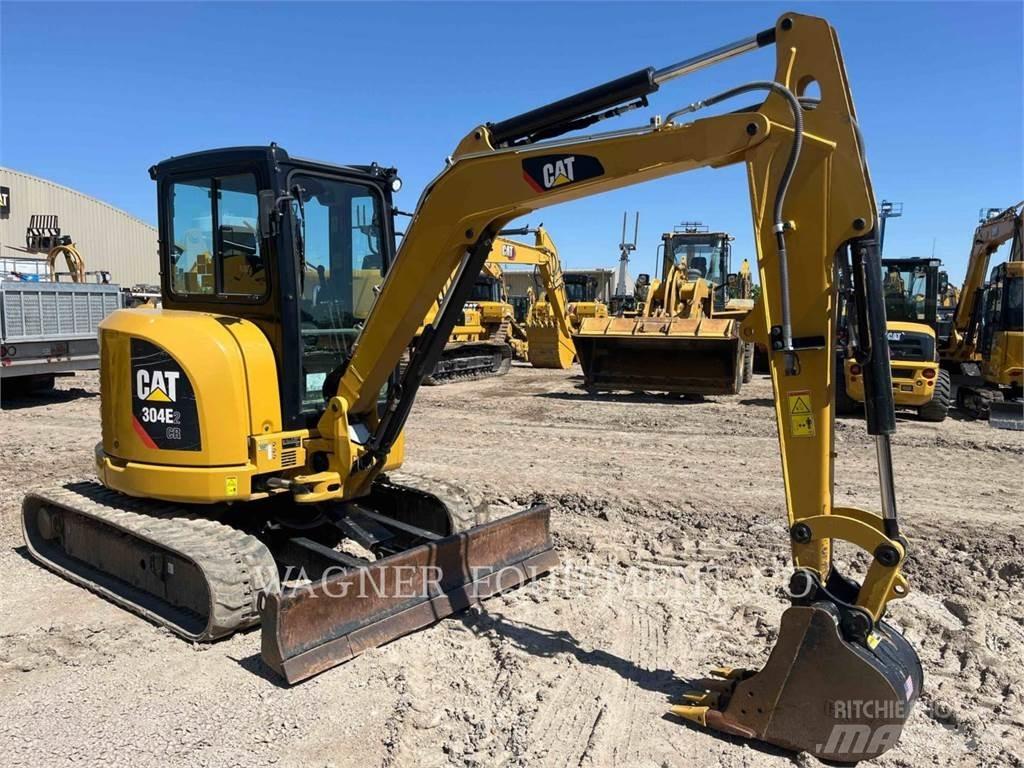 CAT 304E2CR Pásové rýpadlá
