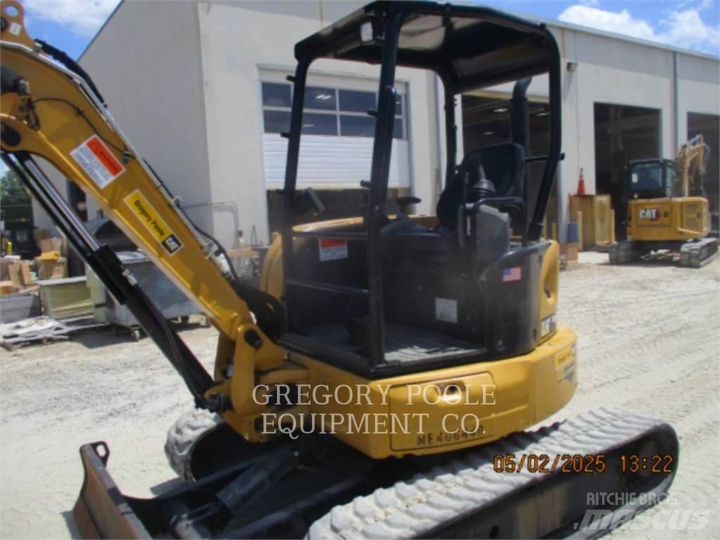 CAT 304E2CR Pásové rýpadlá