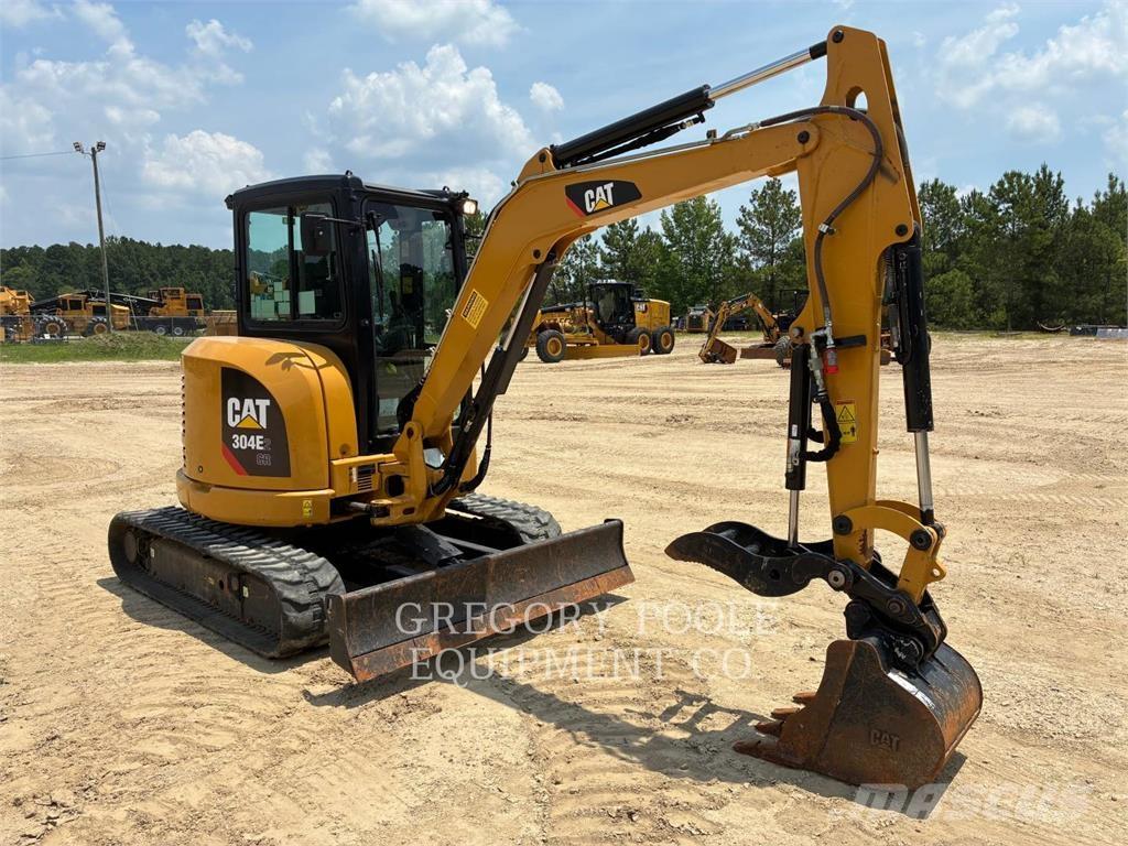 CAT 304E2CR Pásové rýpadlá