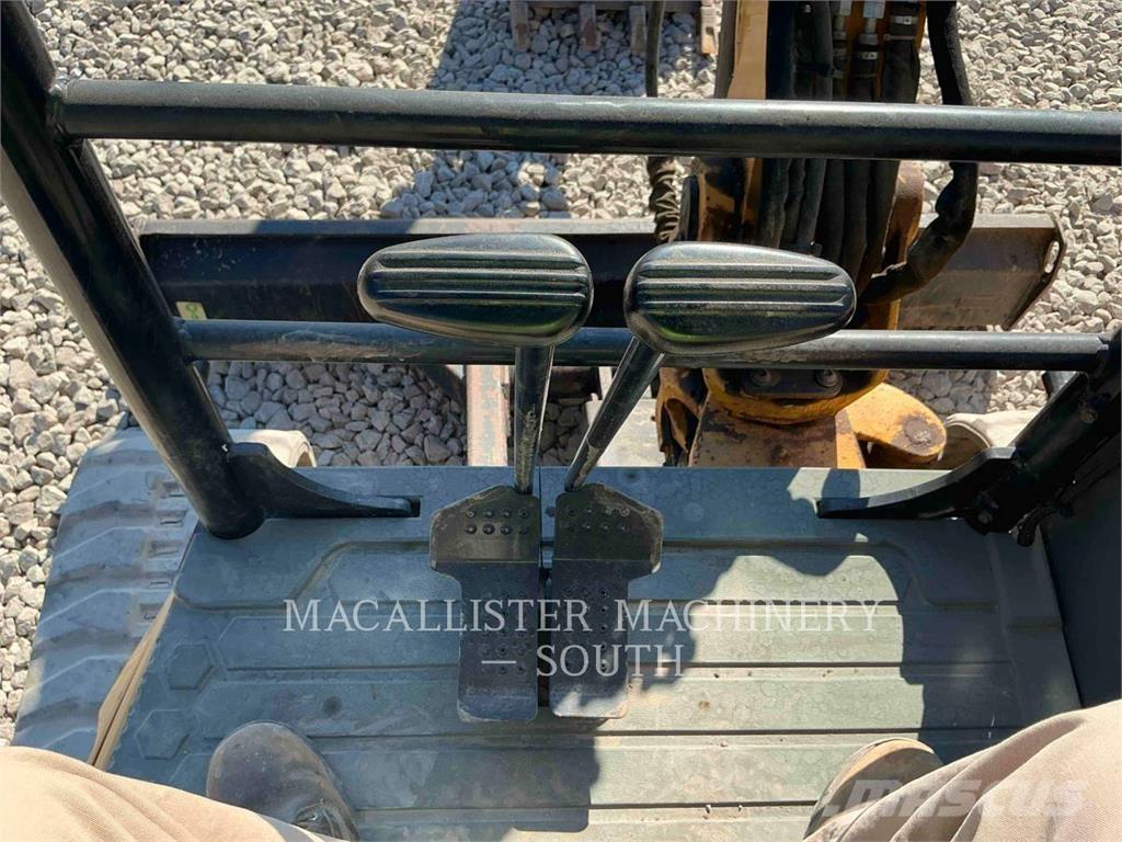 CAT 304E2CR Pásové rýpadlá