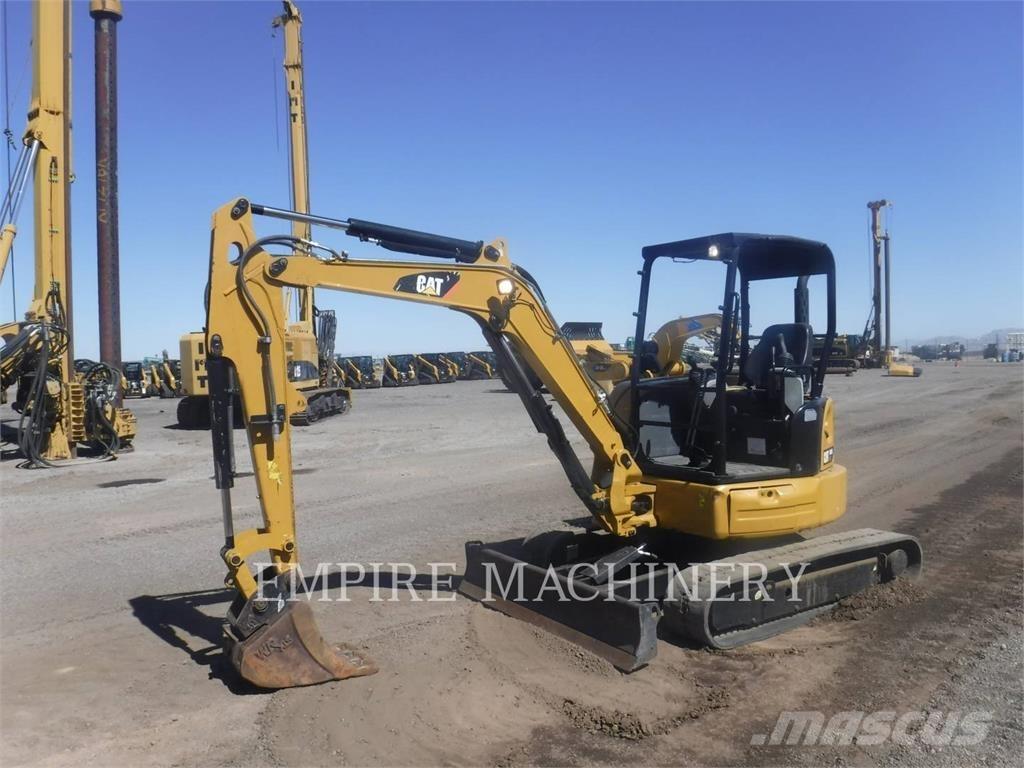 CAT 304E2CR Pásové rýpadlá