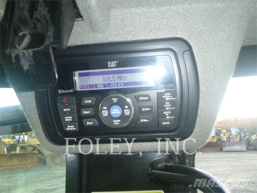 CAT 304E2CR Pásové rýpadlá