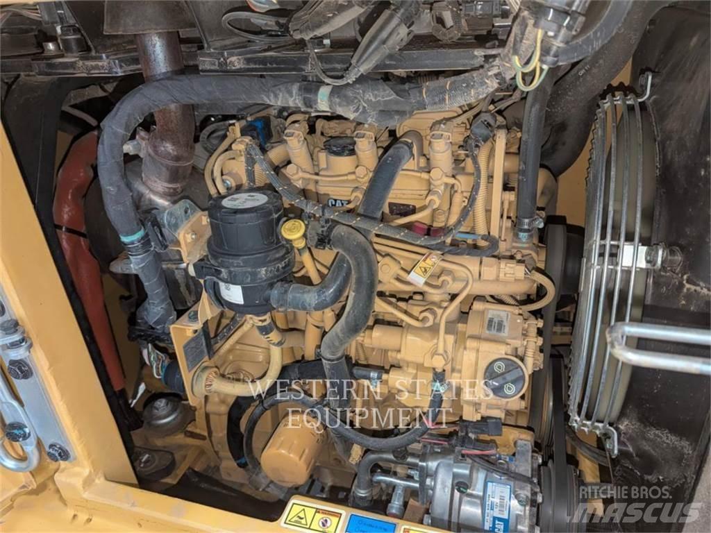 CAT 305 Pásové rýpadlá