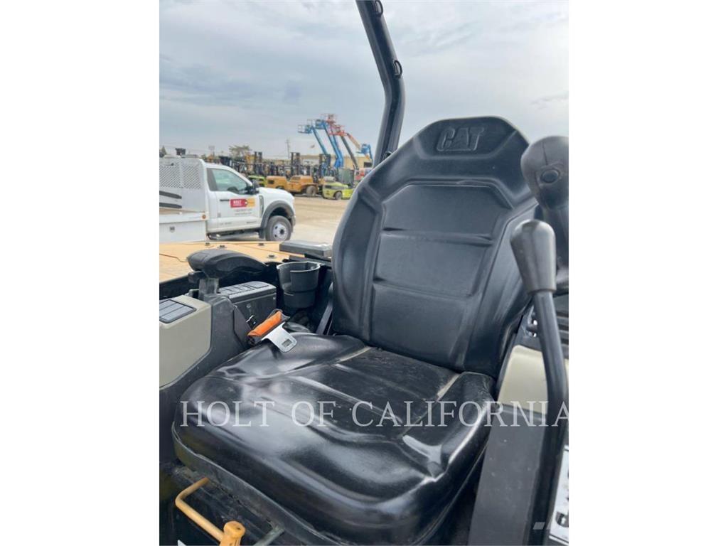 CAT 305 Pásové rýpadlá