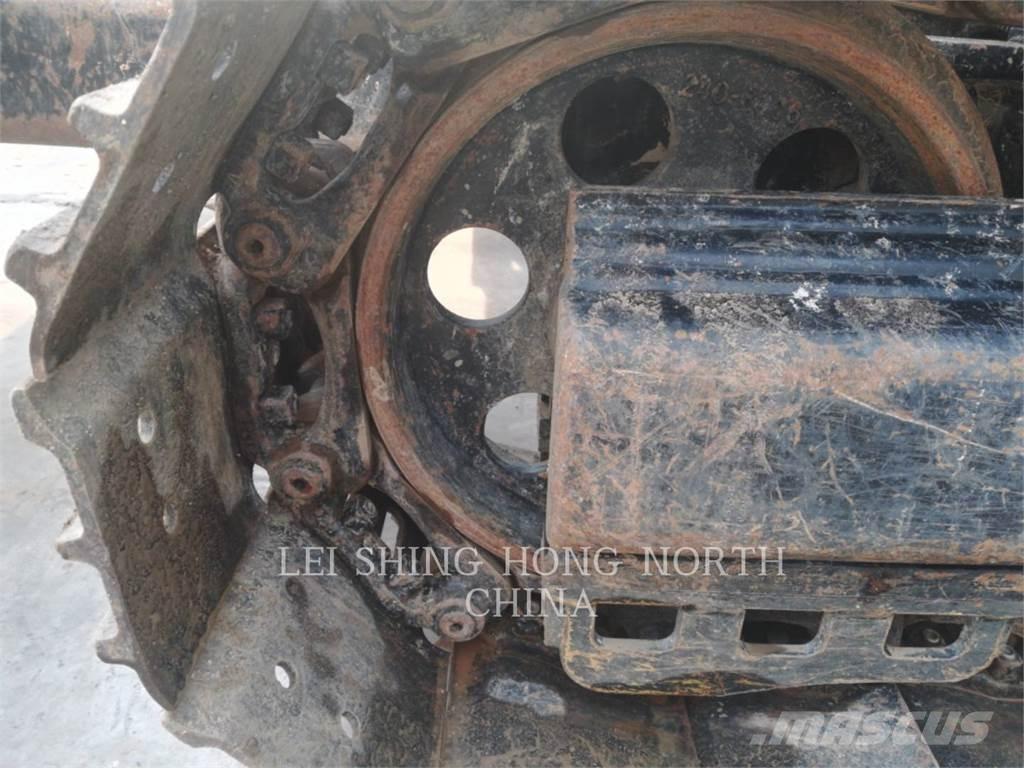 CAT 305.5E2 Pásové rýpadlá