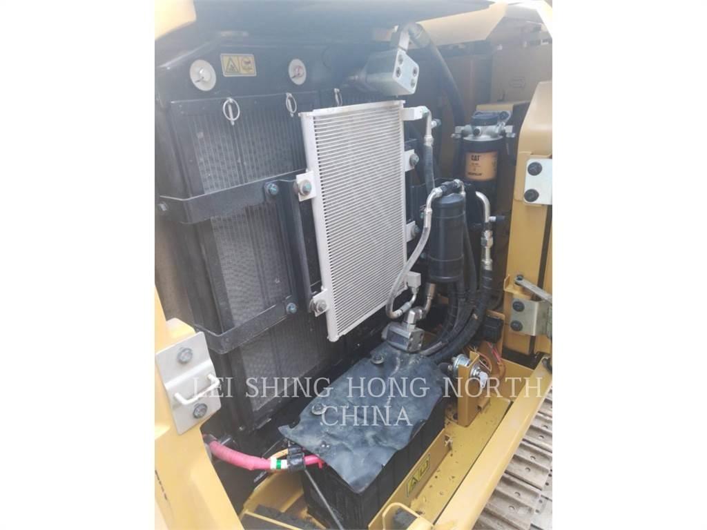 CAT 305.5E2 Pásové rýpadlá