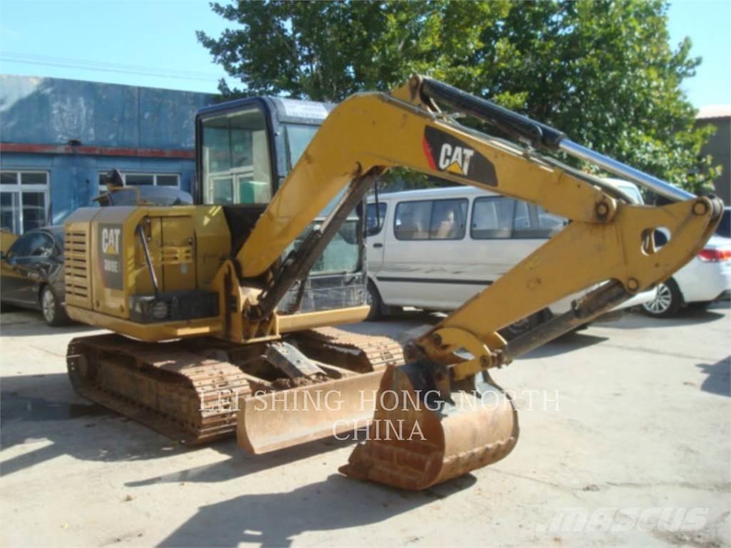 CAT 305.5E2 Pásové rýpadlá