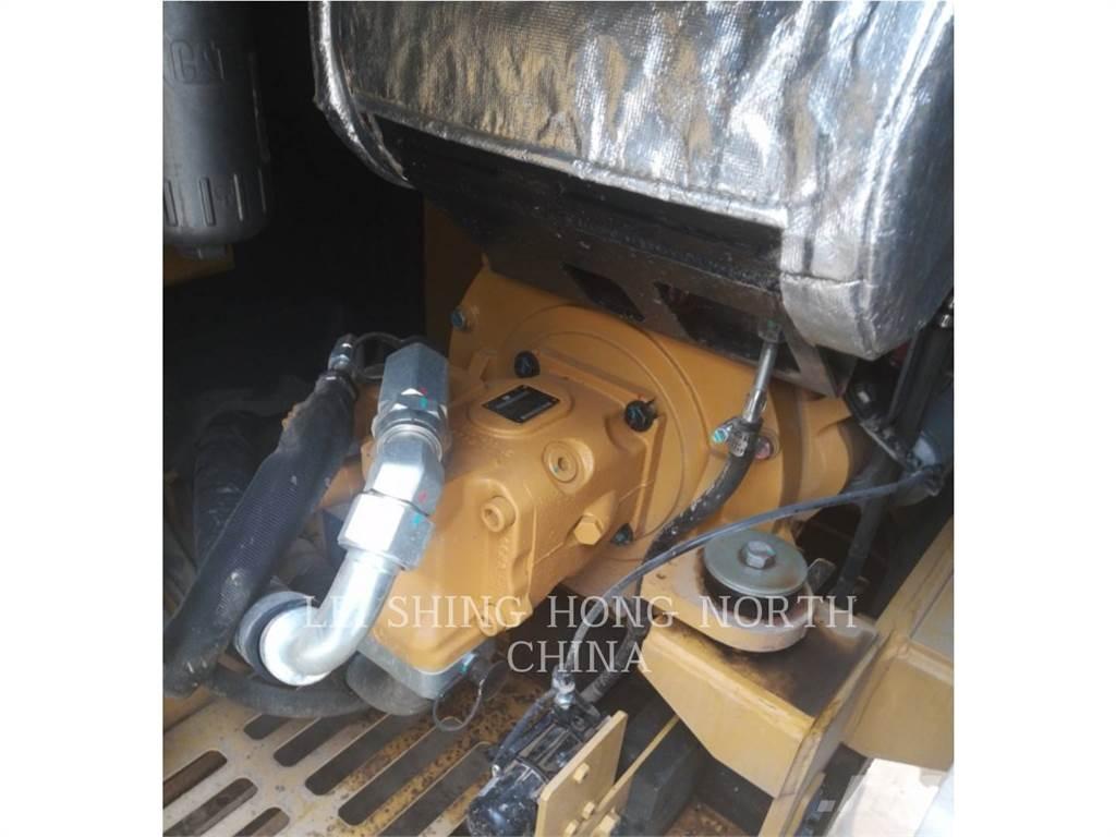 CAT 305.5E2 Pásové rýpadlá