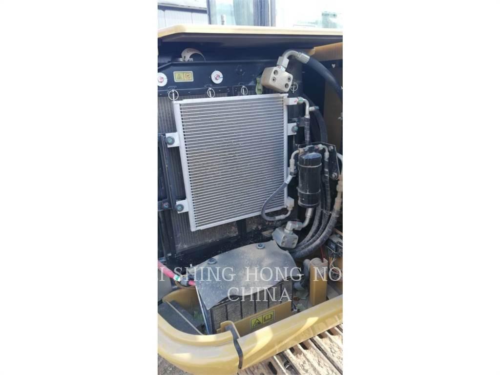 CAT 305.5E2 Pásové rýpadlá