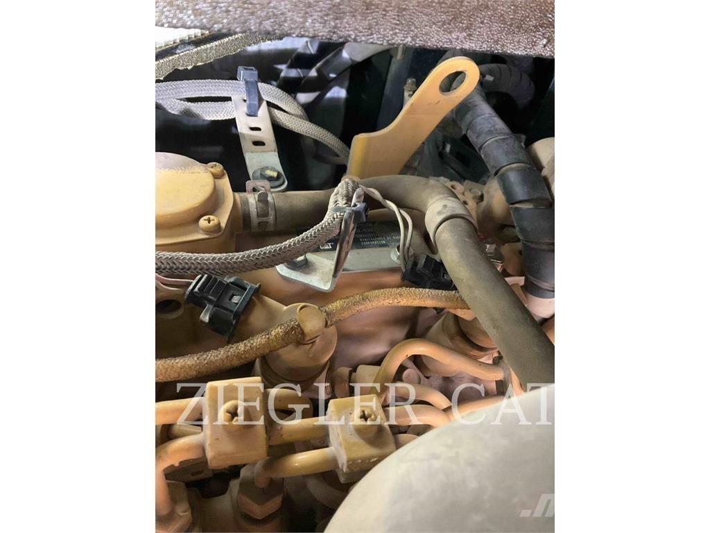 CAT 305.5E2CR Pásové rýpadlá