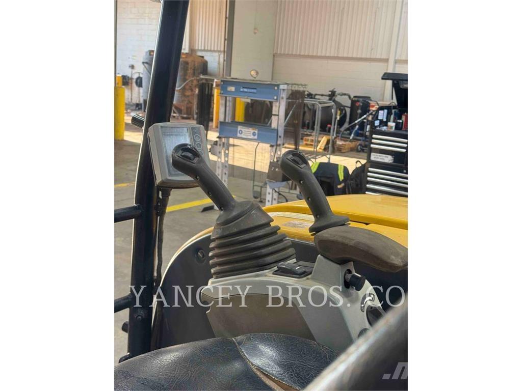 CAT 305.5E2CR Pásové rýpadlá