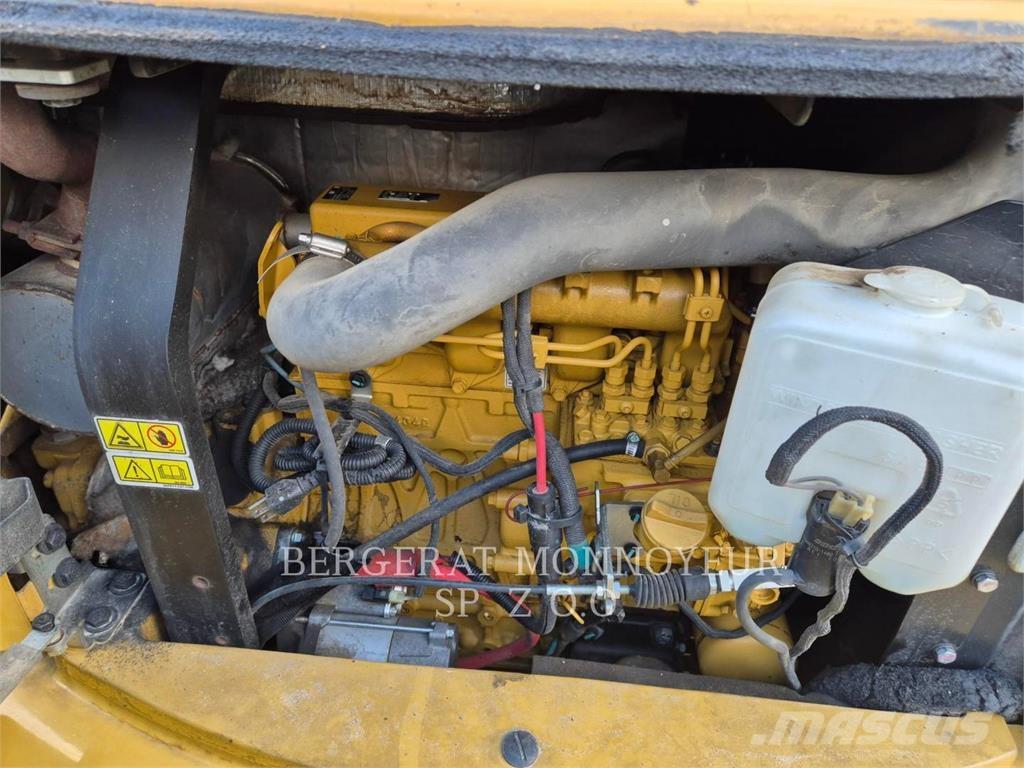 CAT 305.5E2CR Pásové rýpadlá