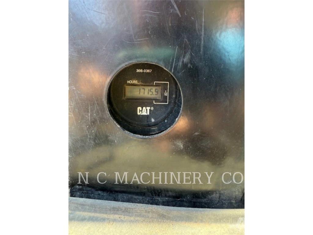 CAT 305.5E2CRB Pásové rýpadlá