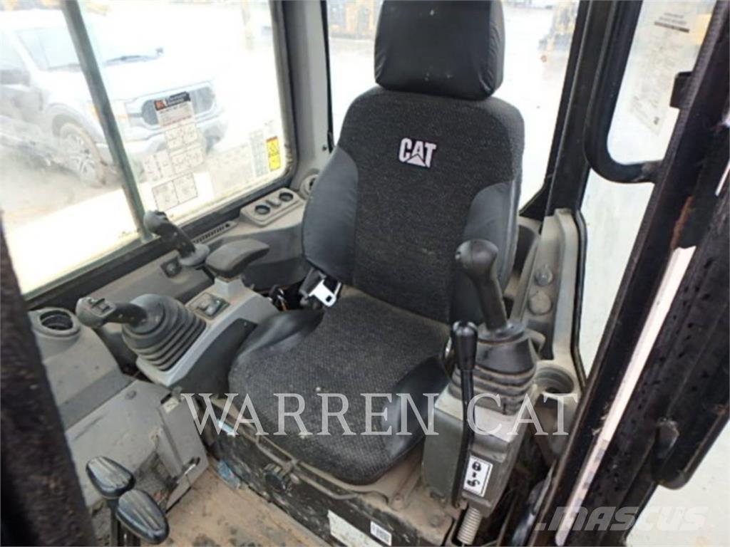 CAT 305E CR Pásové rýpadlá