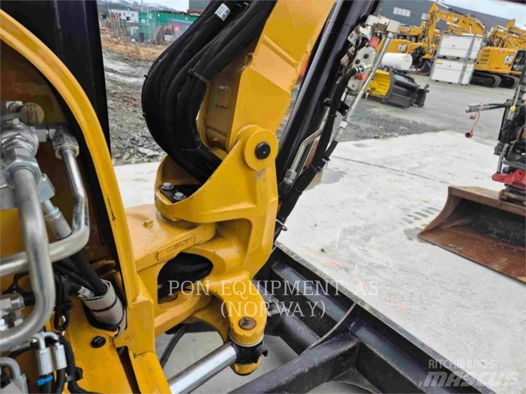 CAT 305E2CR Pásové rýpadlá