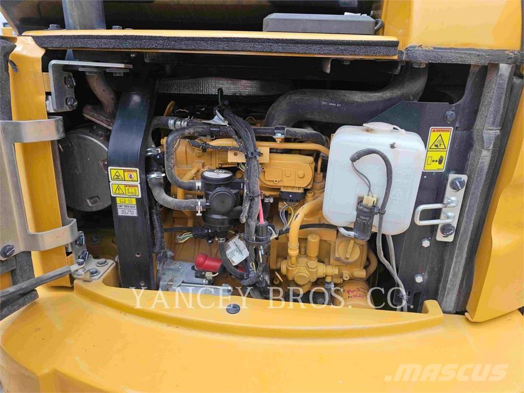 CAT 305E2CR Pásové rýpadlá