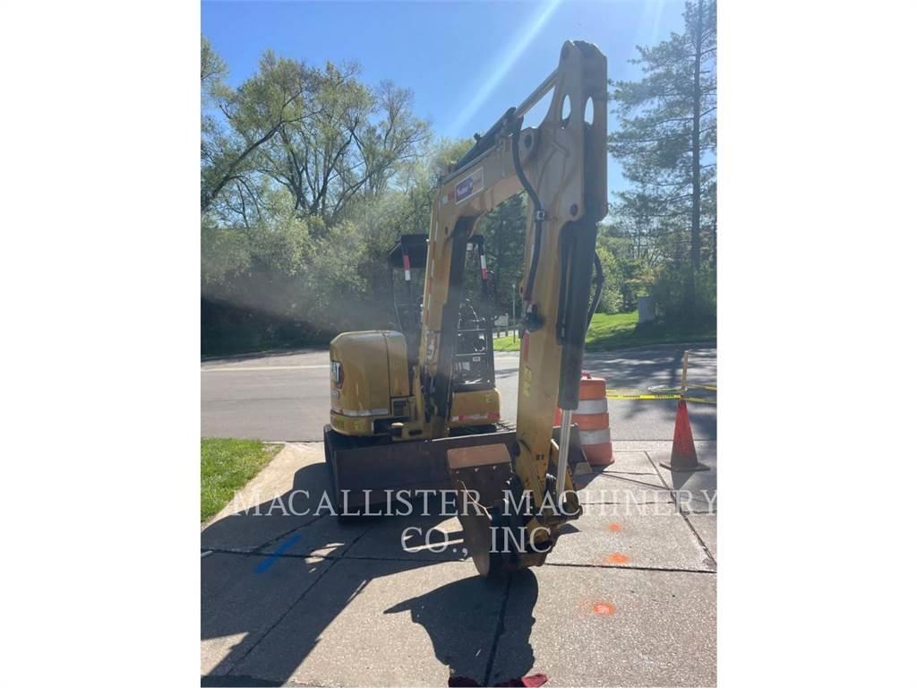 CAT 305E2CR Pásové rýpadlá