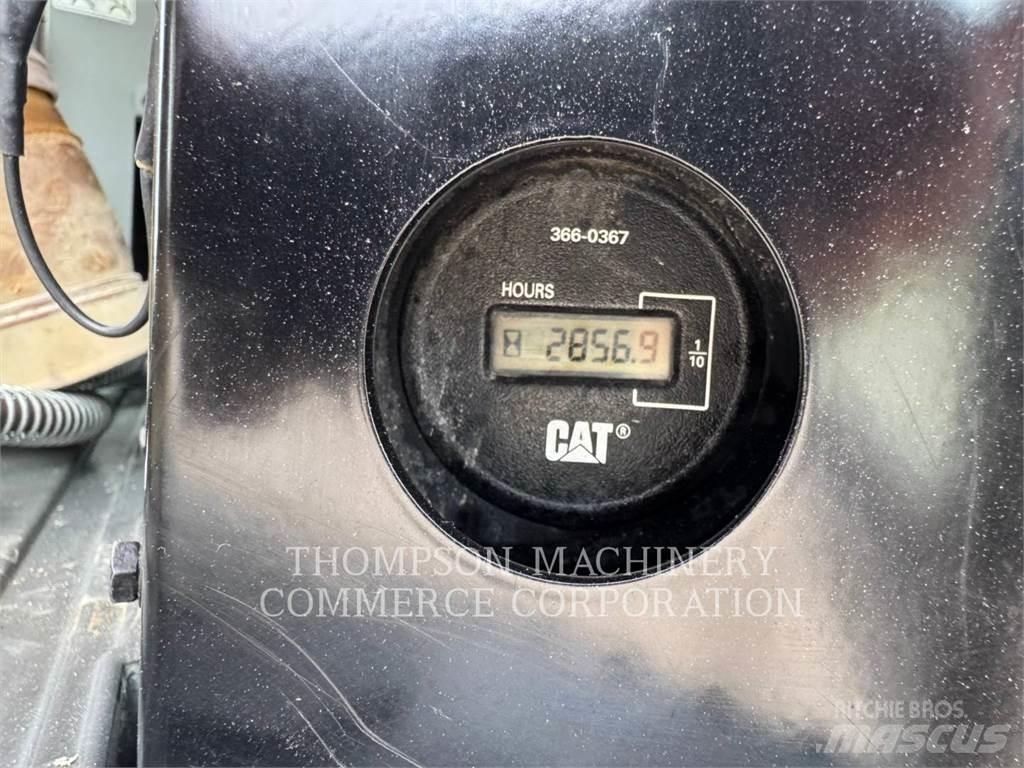 CAT 305E2CR Pásové rýpadlá