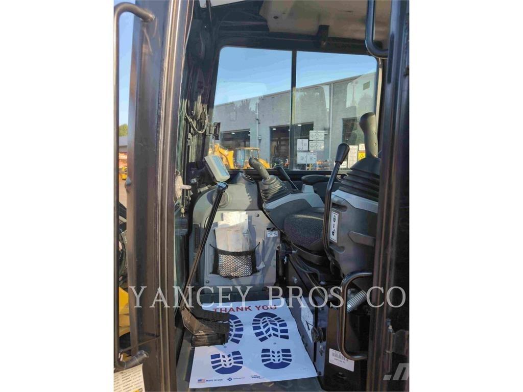 CAT 305E2CR Pásové rýpadlá