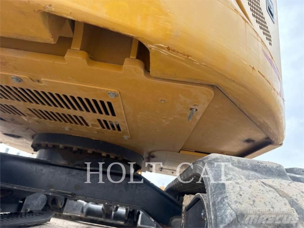 CAT 306 CR Pásové dozéry