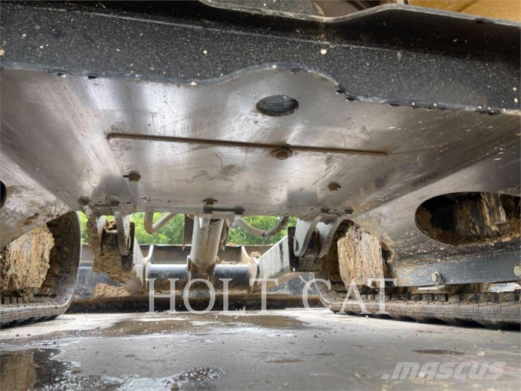 CAT 306 CR Pásové rýpadlá
