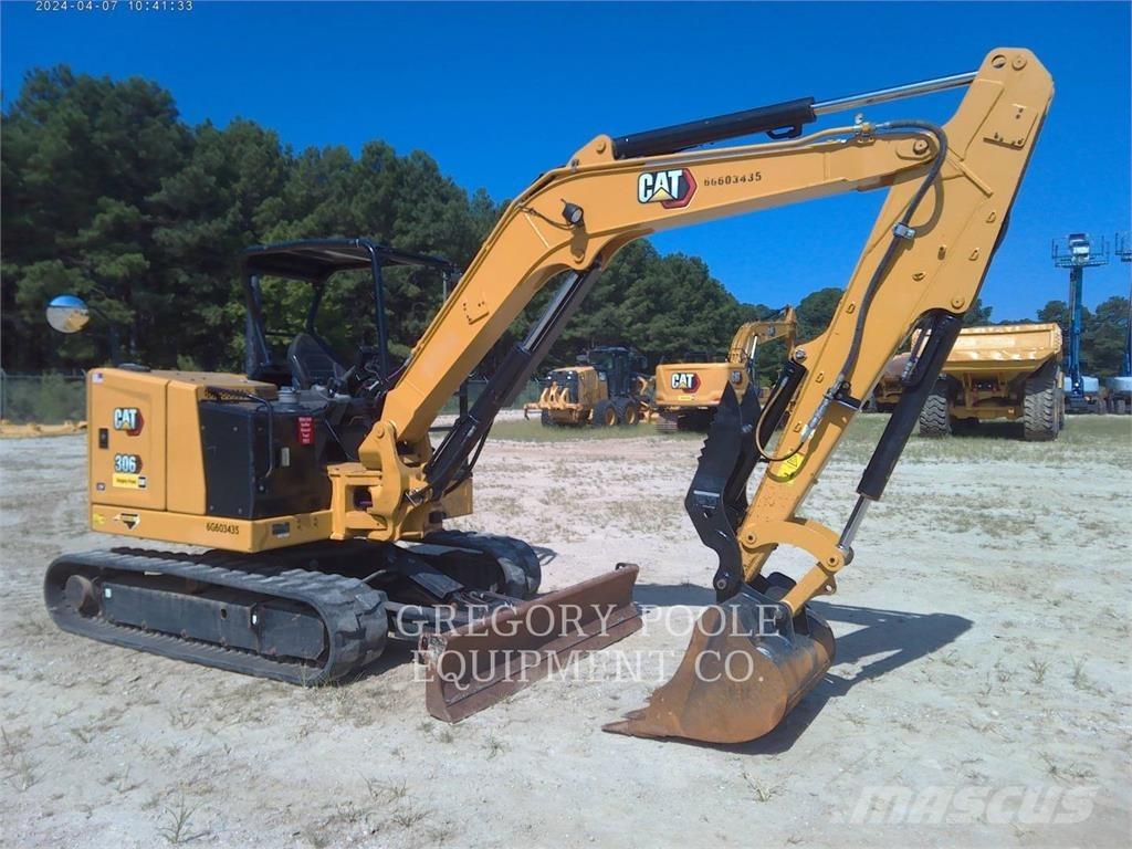 CAT 30607CR Pásové rýpadlá