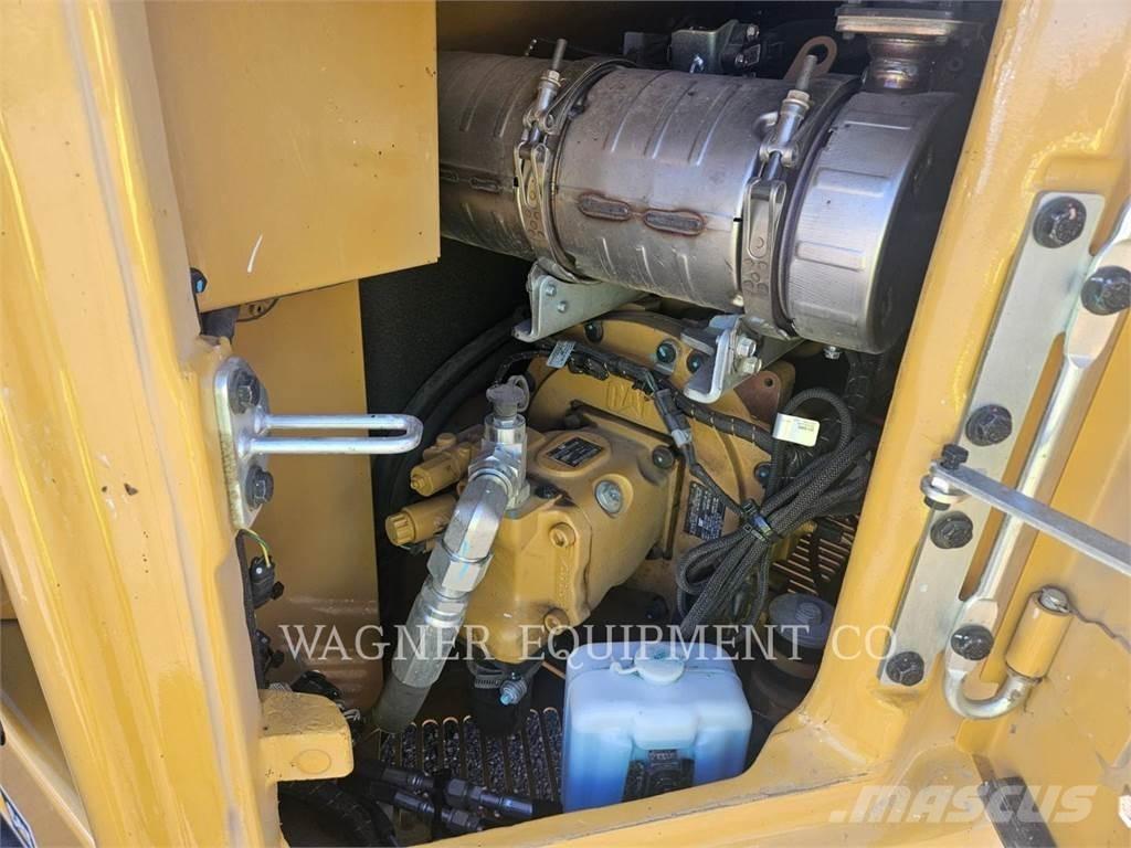 CAT 306CR THB Pásové rýpadlá