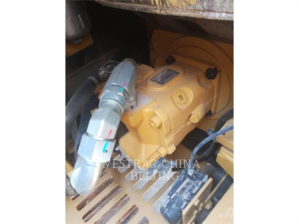 CAT 306E2 Pásové rýpadlá