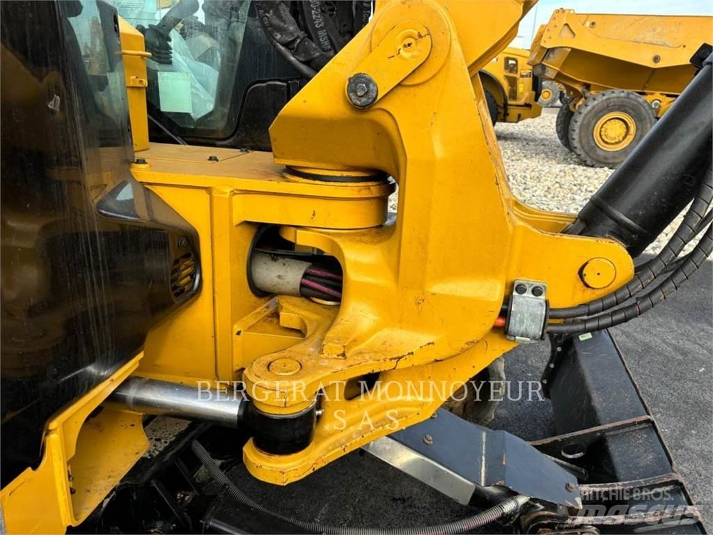 CAT 308 Pásové rýpadlá
