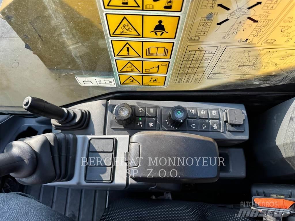 CAT 308CR Pásové rýpadlá