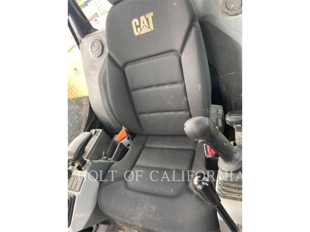 CAT 310 Pásové rýpadlá