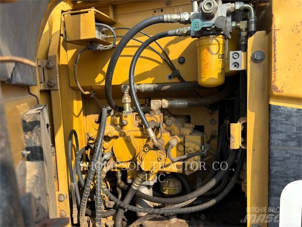 CAT 312CL Pásové rýpadlá