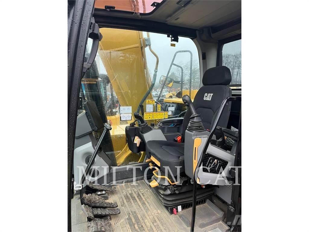 CAT 313 Pásové rýpadlá