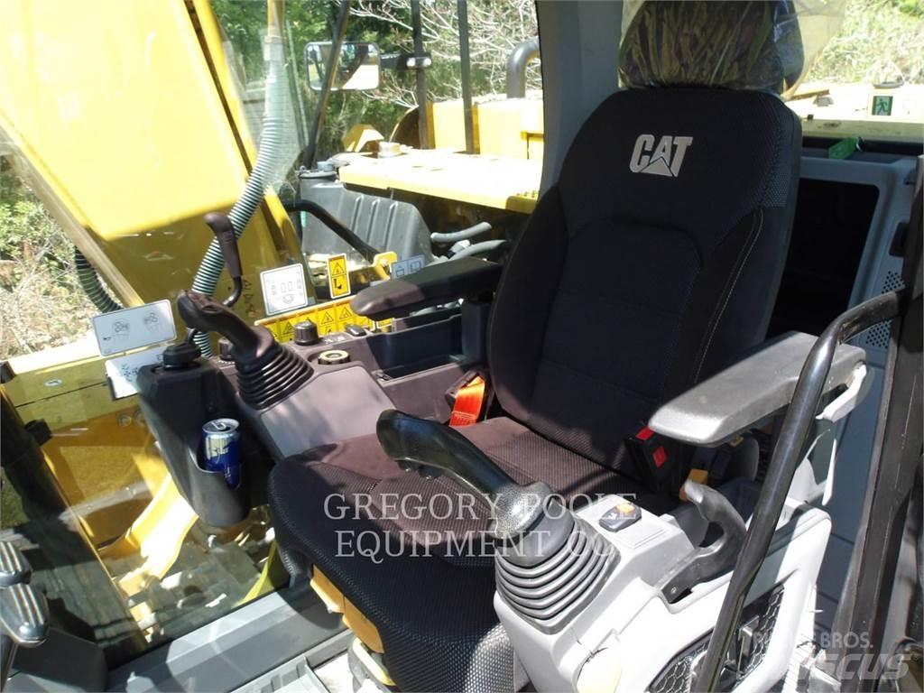 CAT 313 Pásové rýpadlá