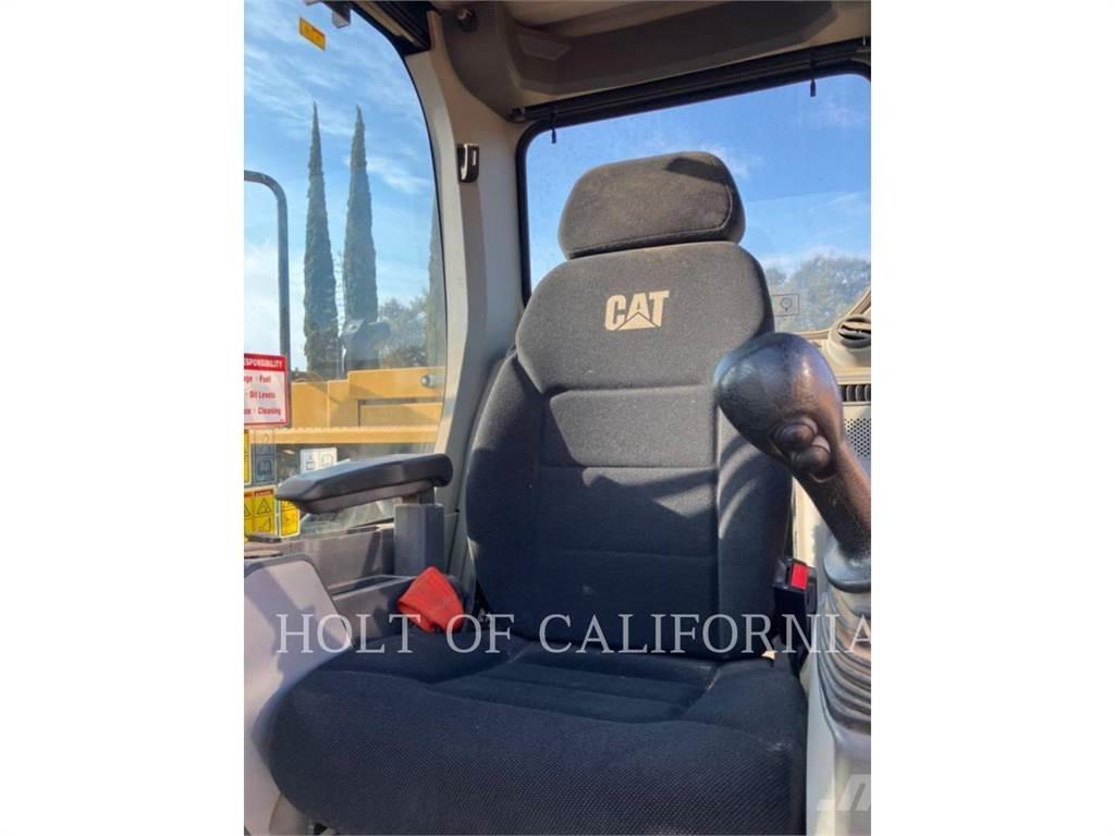 CAT 313 GC Pásové rýpadlá