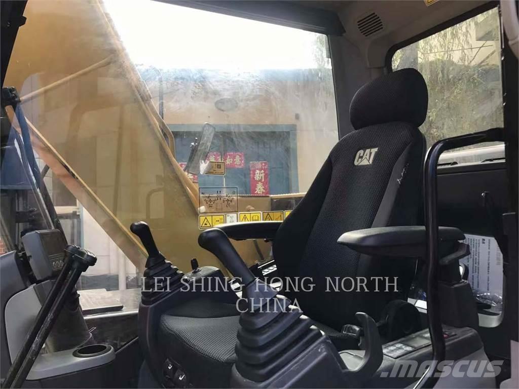 CAT 313D2GC Pásové rýpadlá