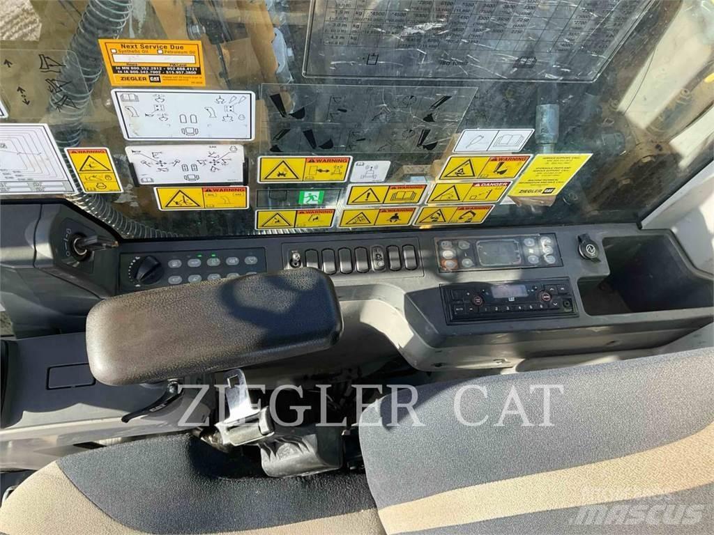 CAT 313F Pásové rýpadlá